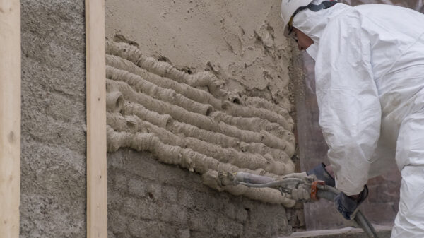 Boligene i Bergsliens gate i Oslo ble rehabilitert etter antikvariske prinsipper og med testing av ny metode for etterisolering. Foto: Tove Lauluten